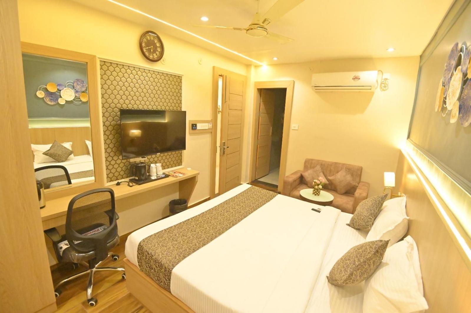 Hotel JK palace Prayagraj Exterior foto