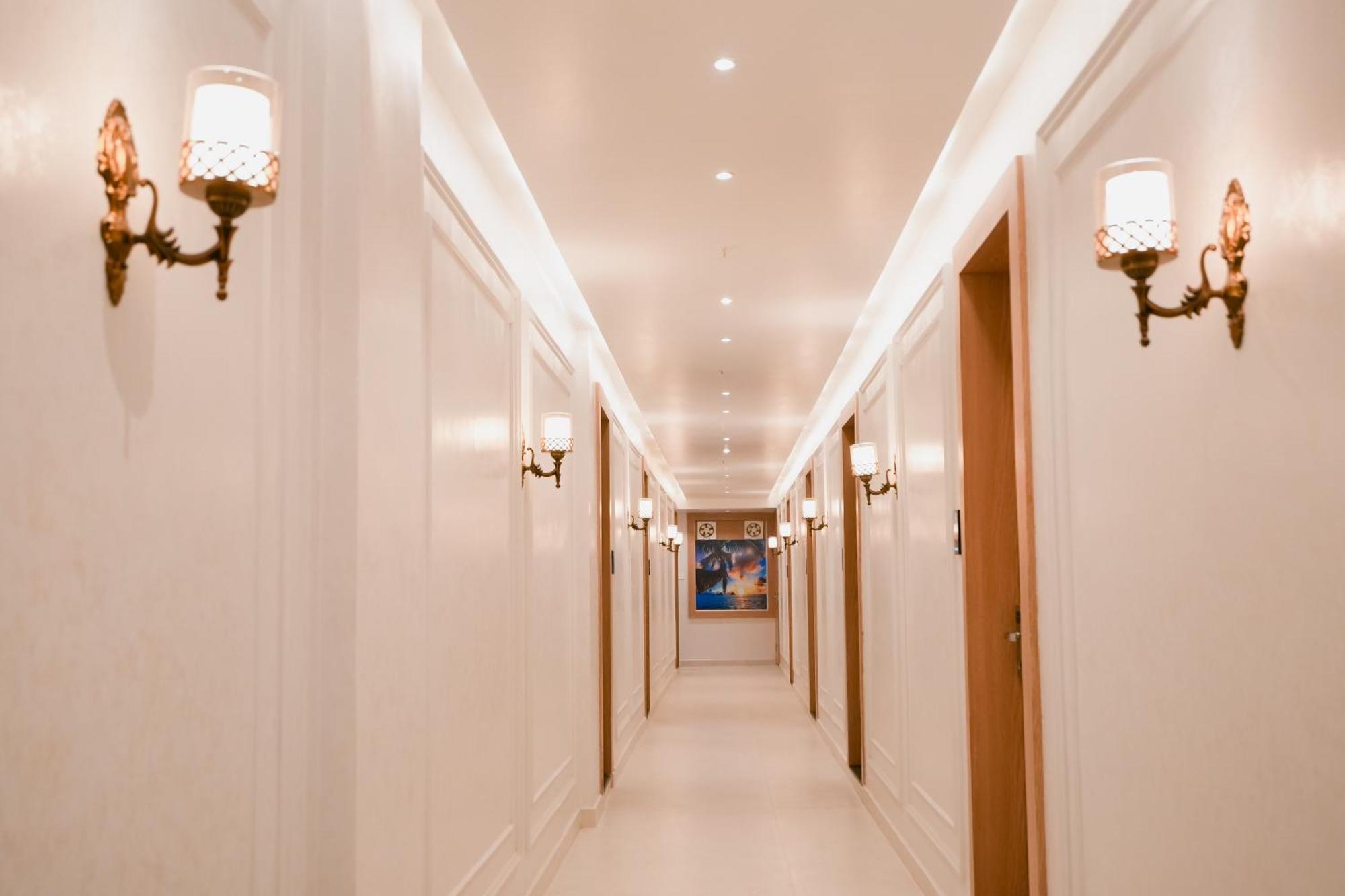 Hotel JK palace Prayagraj Exterior foto