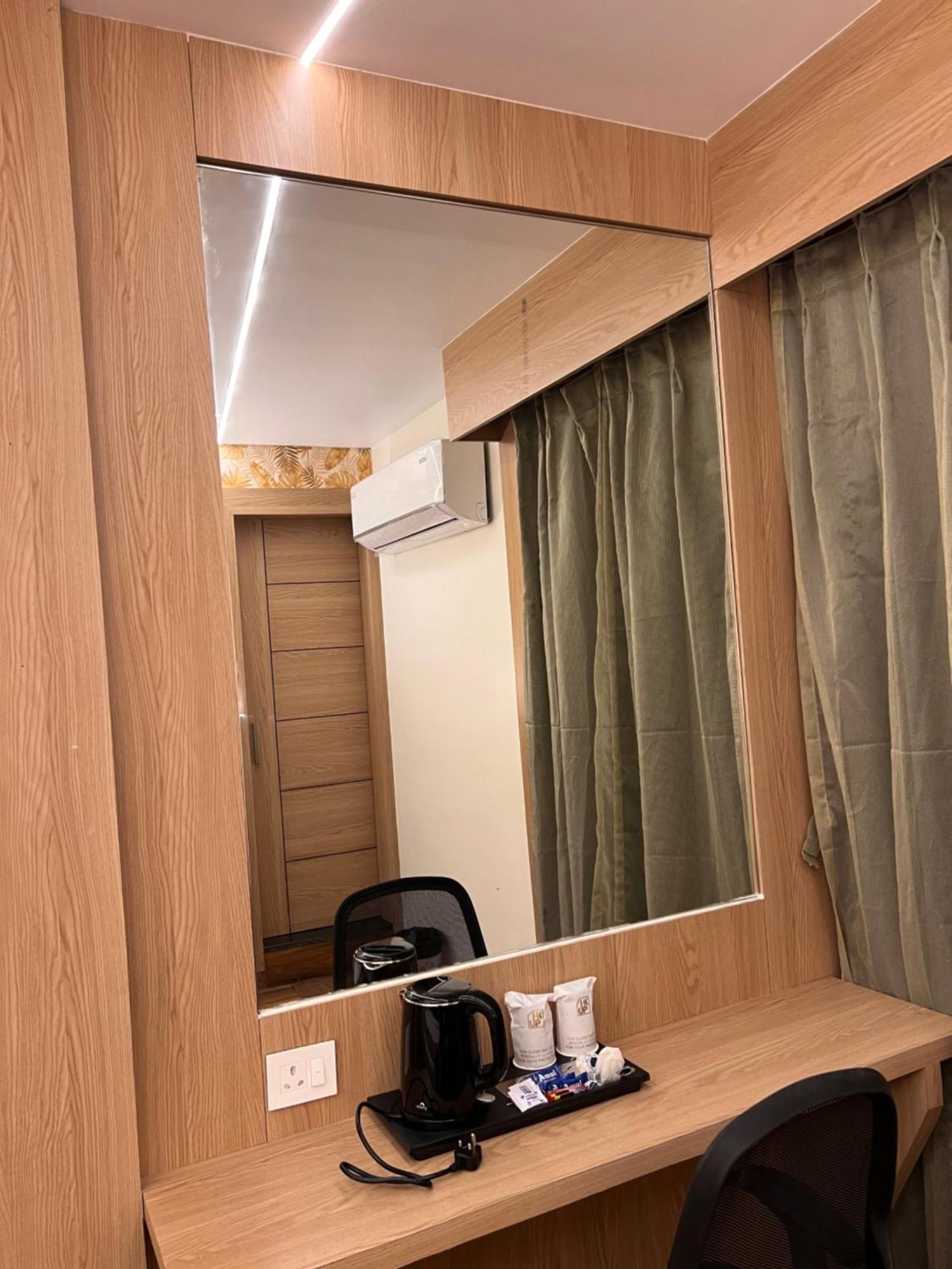 Hotel JK palace Prayagraj Exterior foto
